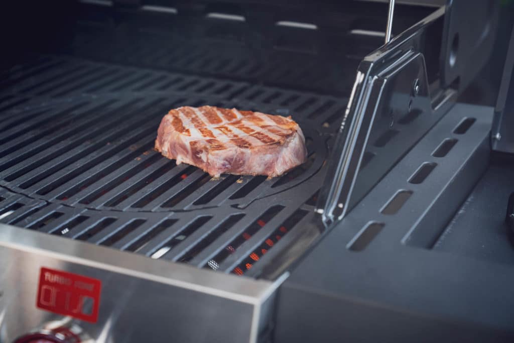 Fleisch auf dem Aldi Grill