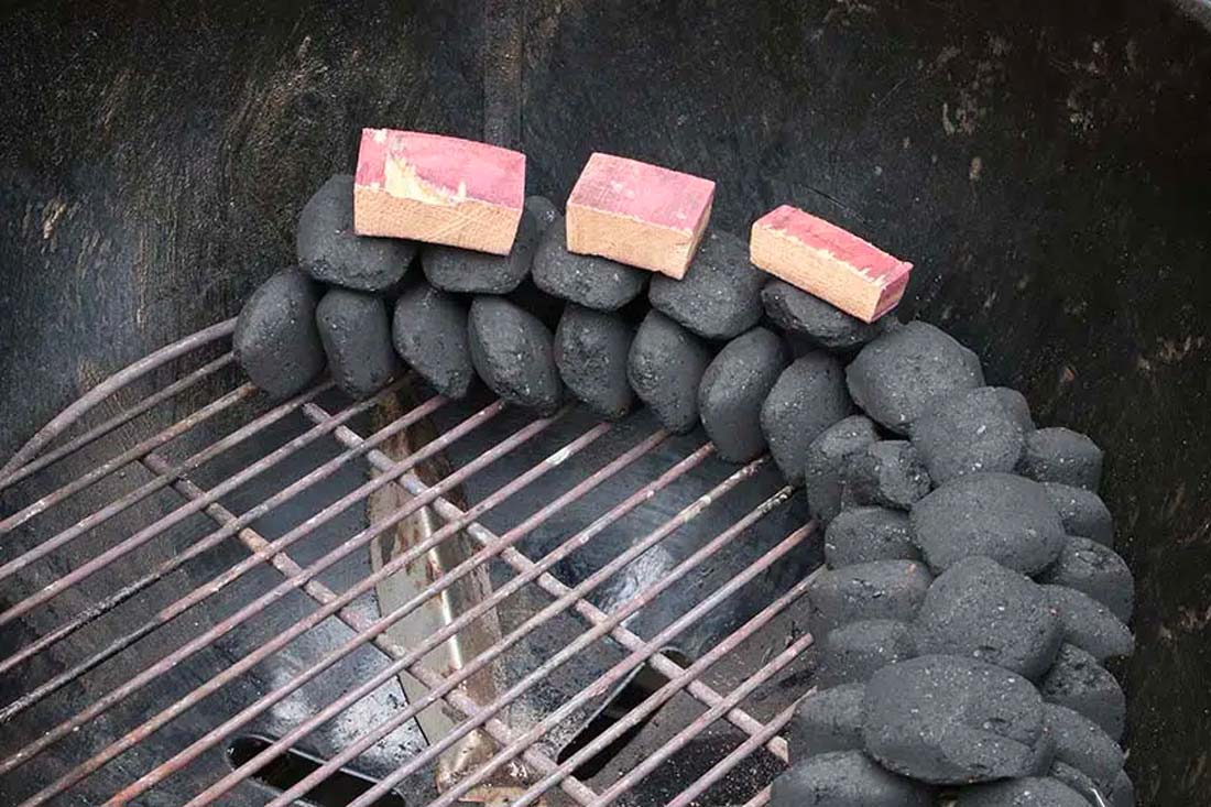 Räucherchunks auf dem Minion Ring