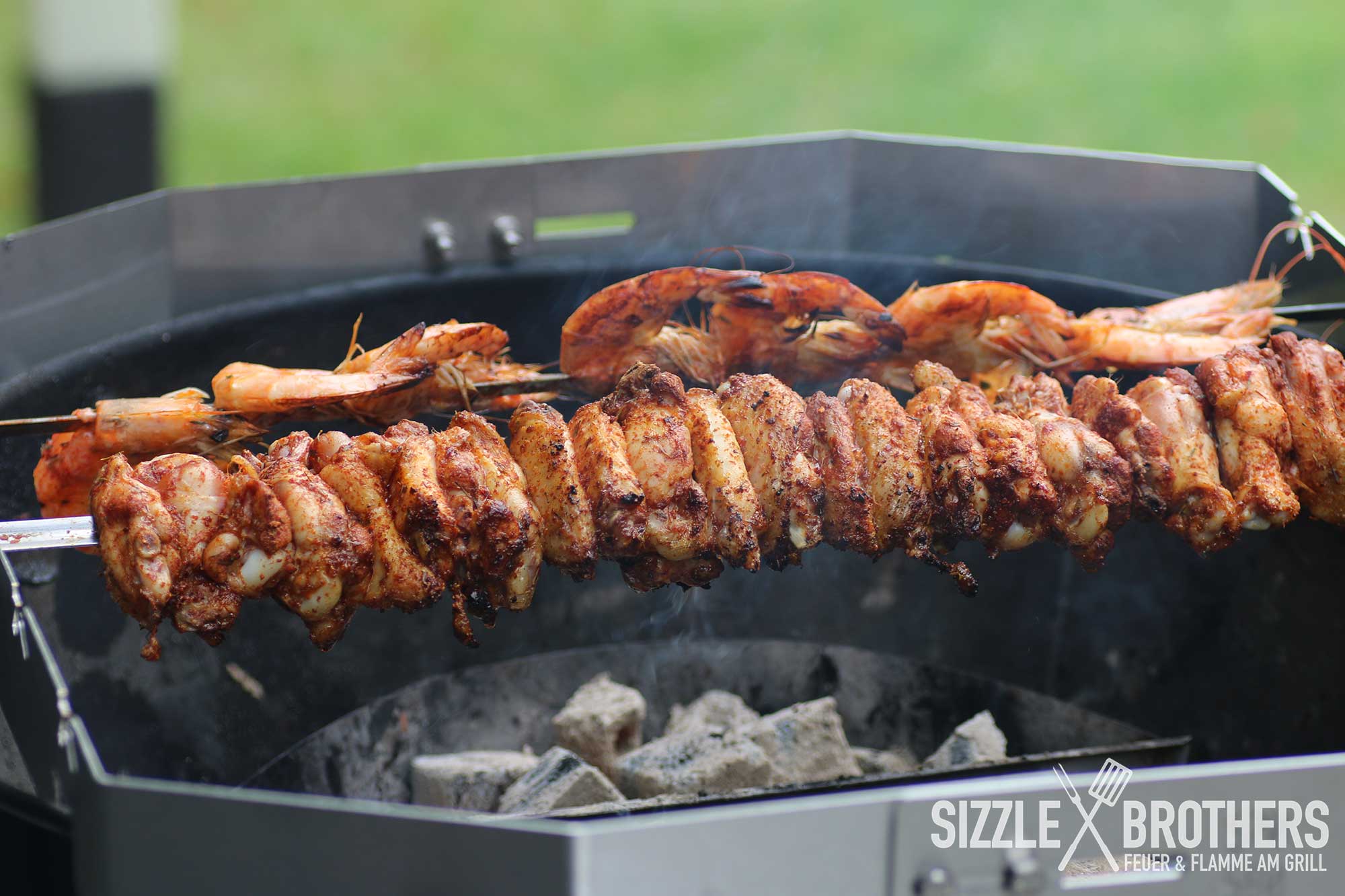 Das Fingerfood vom Grill ist bald fertig