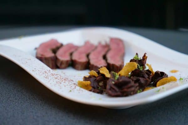 Flank Steak grillen mit Schoko-Limetten-Crunch