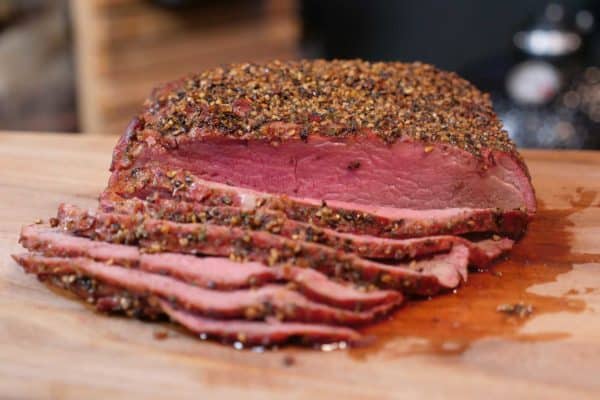 Roastbeef Braten aufgeschnitten