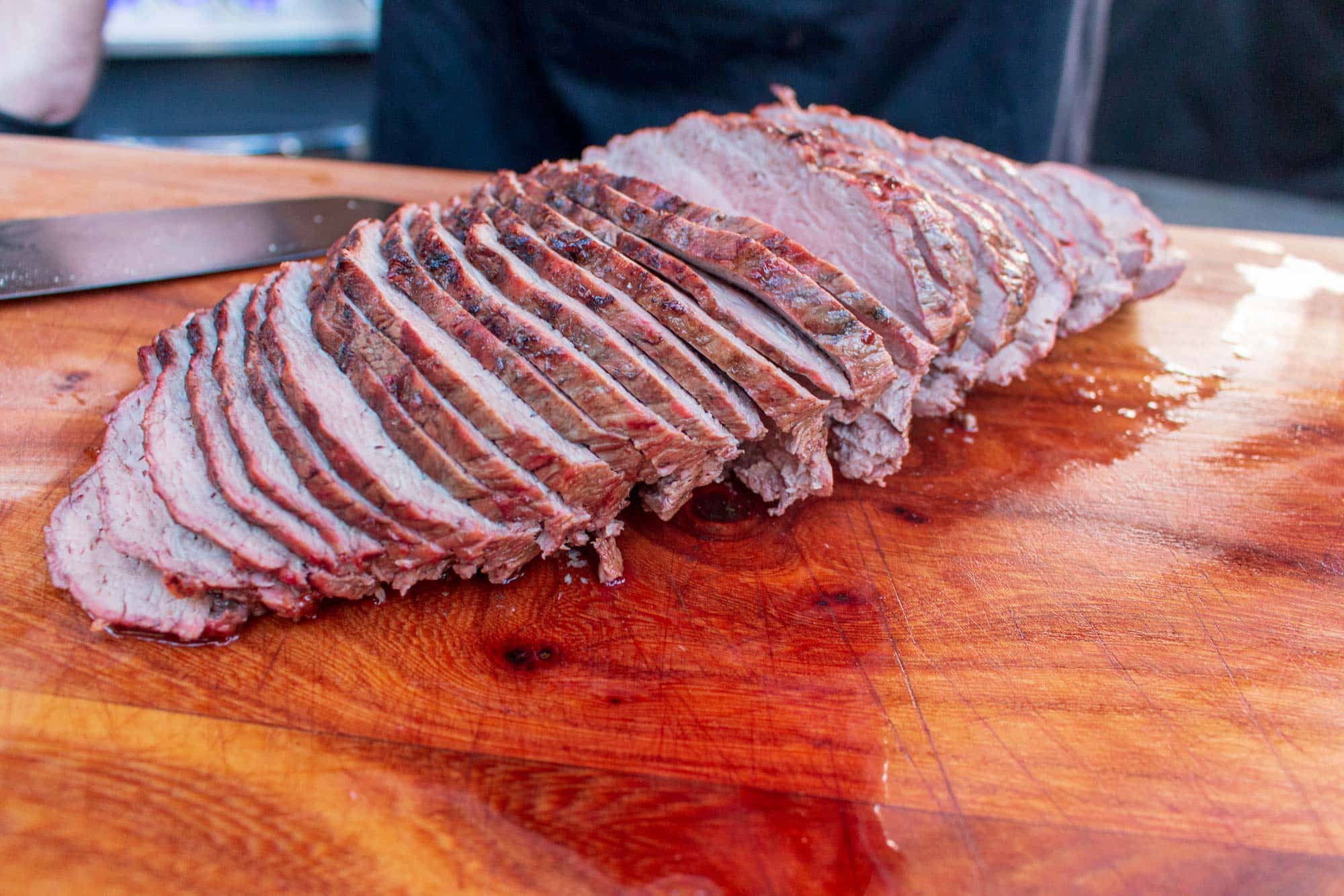 Kalbsfleisch dünn aufgeschnitten