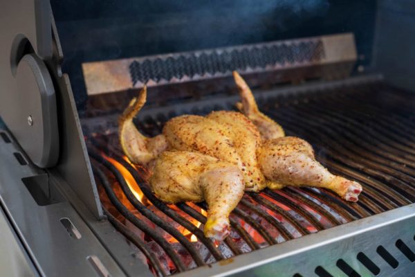 Ganzes Hähnchen grillen in 20 Minuten