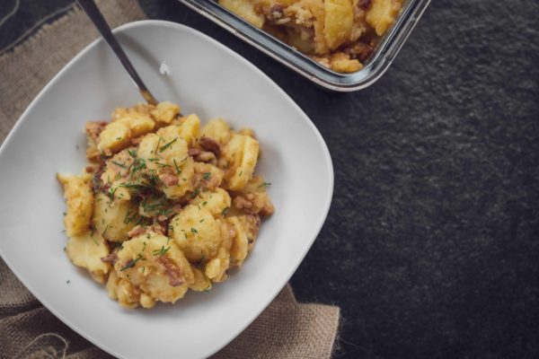 Omas warmer Kartoffelsalat