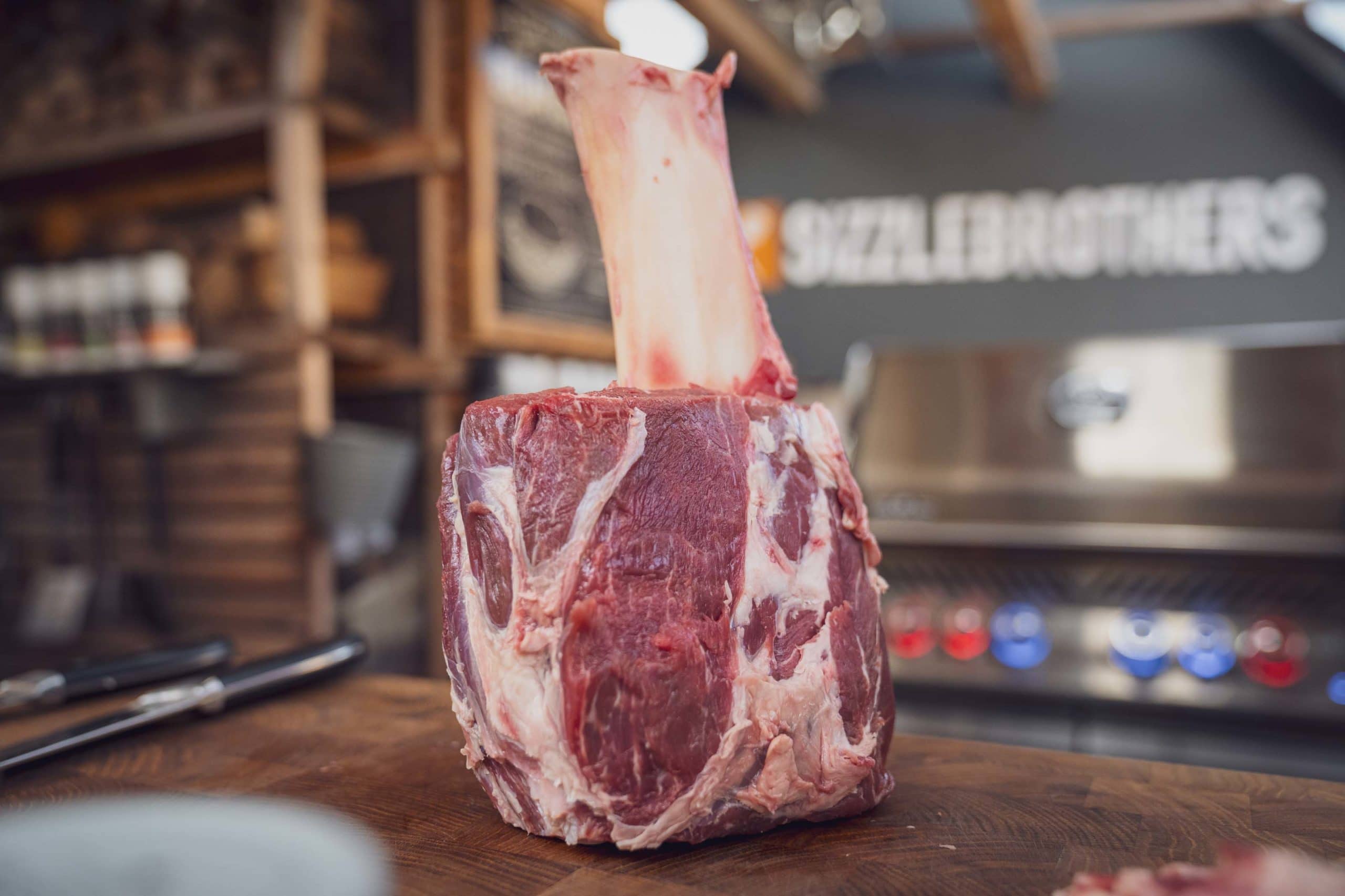 Ein ca. 2kg schwerer Beef Hammer