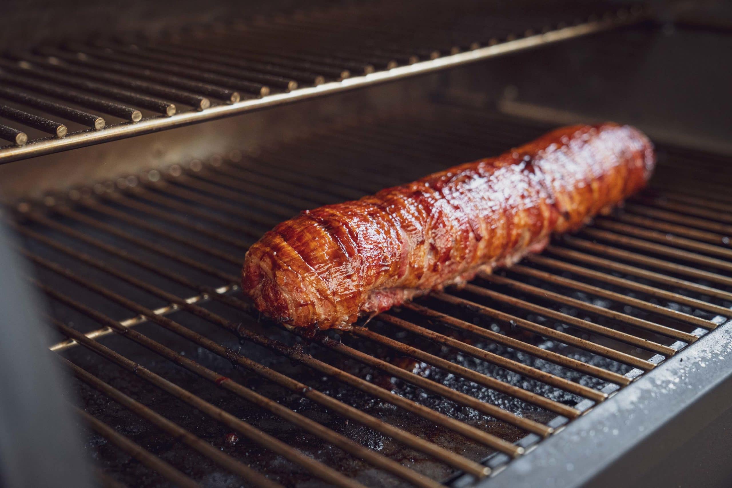 Bacon Bomb auf dem Grill