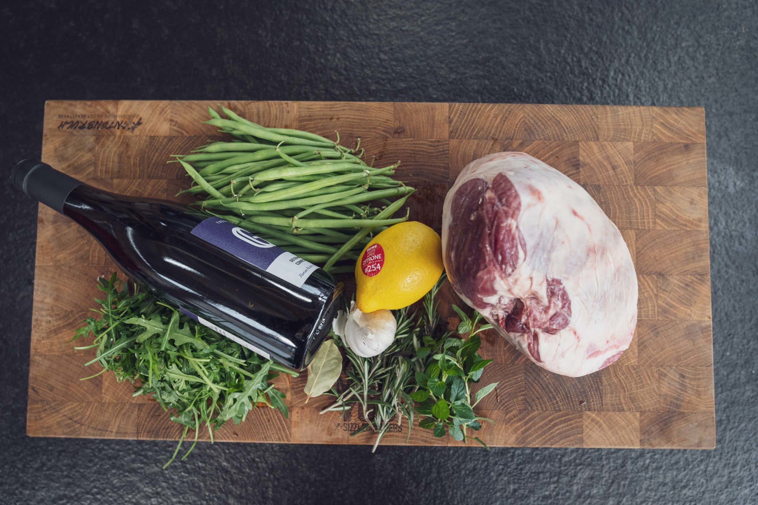Zutaten für den Lammbraten aus der Lammkeule