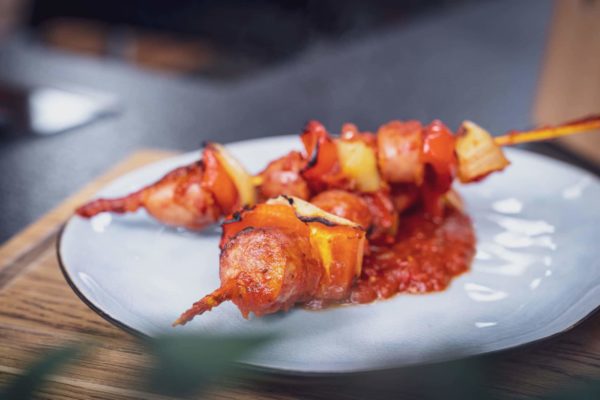 Schaschlik Rezept mit fruchtiger Sauce