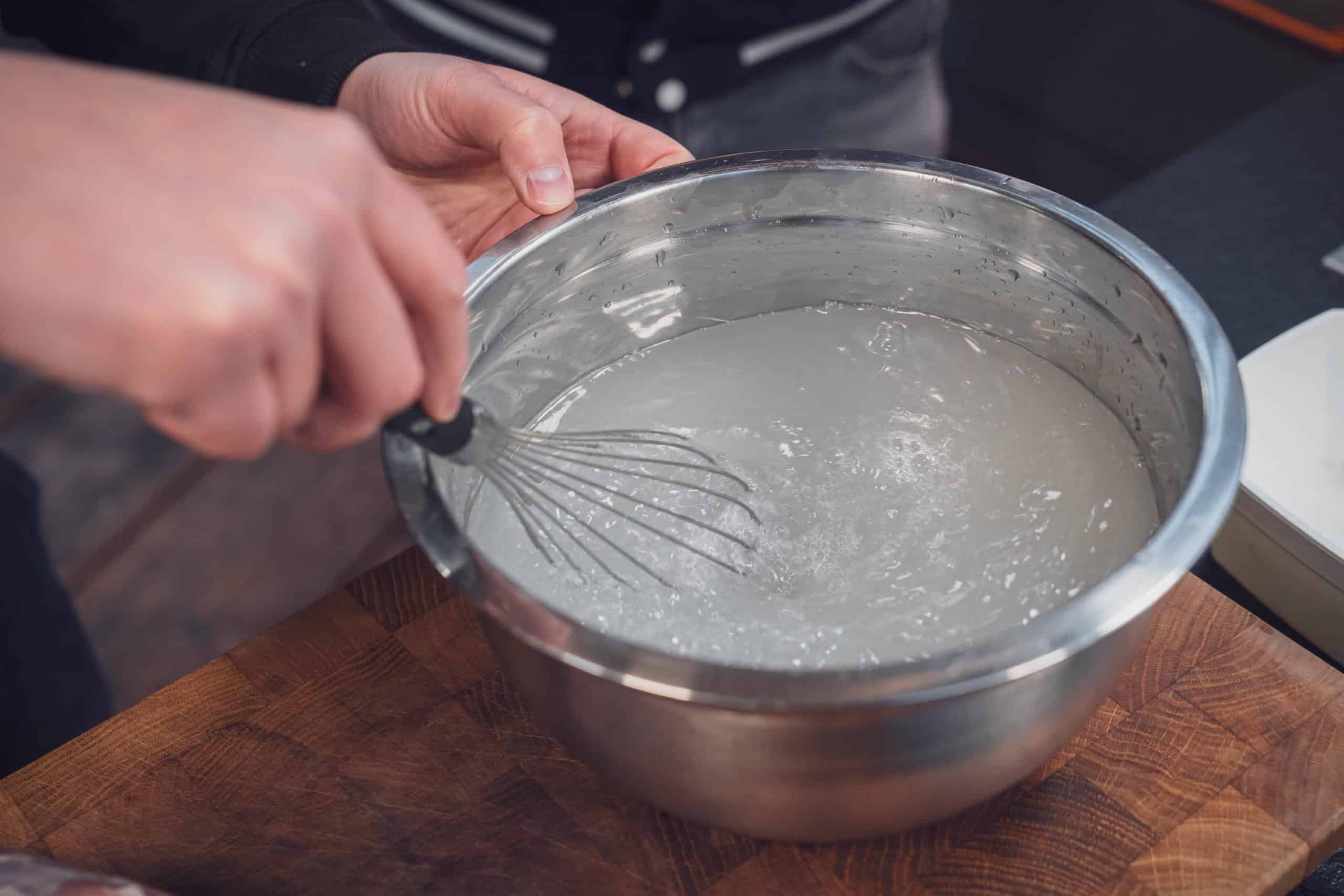 Das ist die Pökellake der Methode 3 für den Krustenbraten